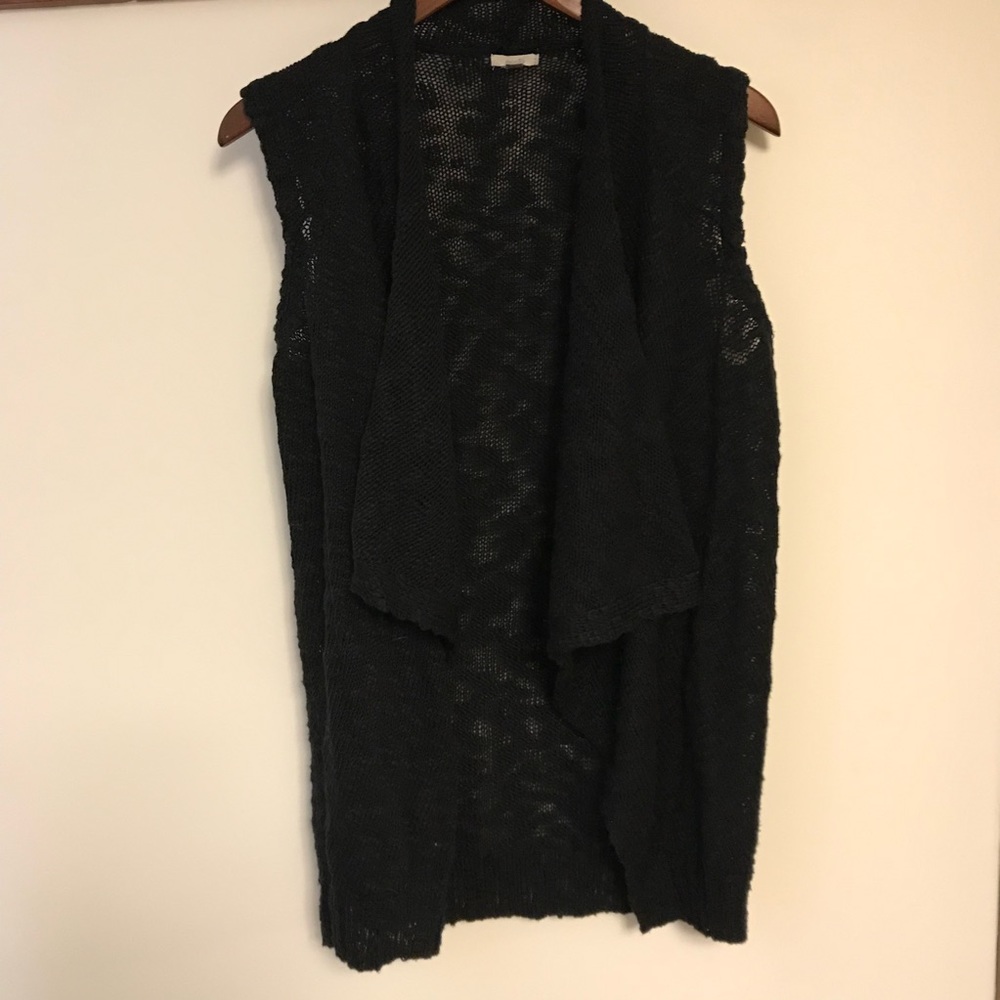 Urban Outfitters Ecote Black Flowy Vest